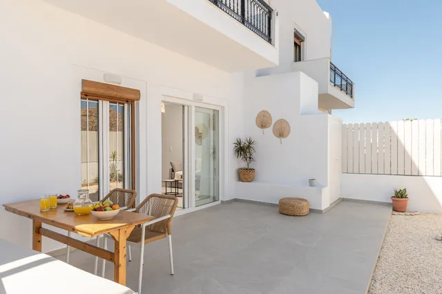 Vaso studios & apartment in town with parking