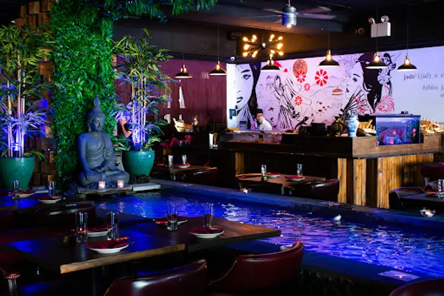 Jade Eatery And Lounge