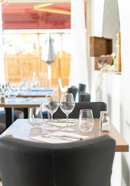 Le Méditerranée by Christophe Ferre