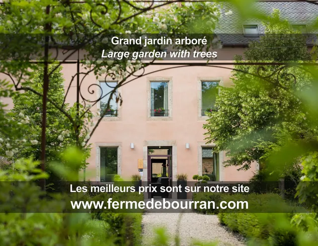 HÔTEL LA FERME DE BOURRAN - RODEZ (parking gratuit, soirée étape). Les meilleurs prix sont sur notre Site Web.