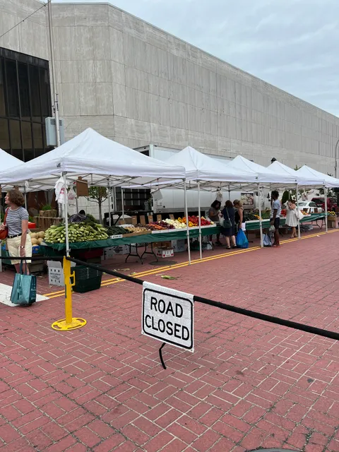White Plains Farmers' Market