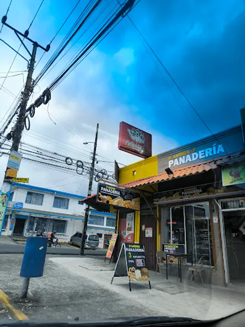 Pollolandia Coronado