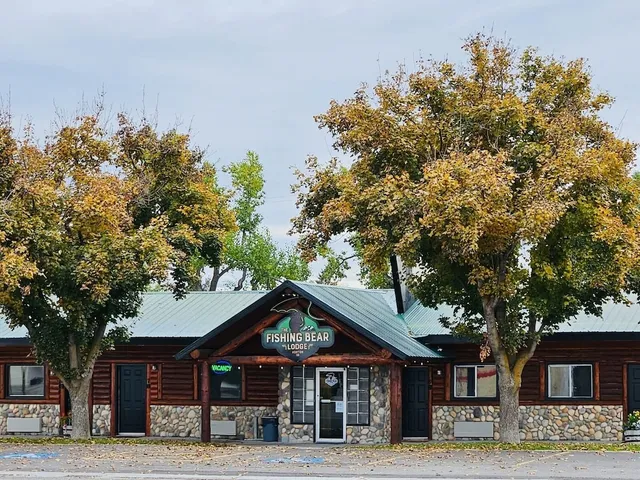 The Fishing Bear Lodge