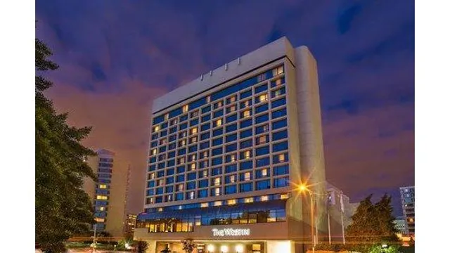 The Westin Crystal City Reagan National Airport