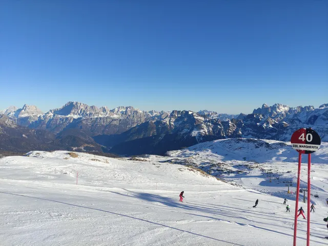 Ufficio Skipass Ski Area Alpe Lusia San Pellegrino