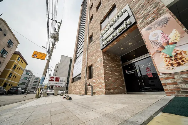 Oido The Bay 21 Tourist Hotel