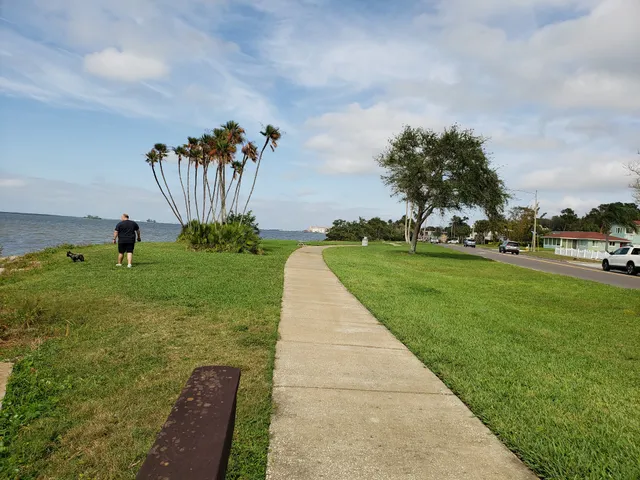 Edgewater Drive Park