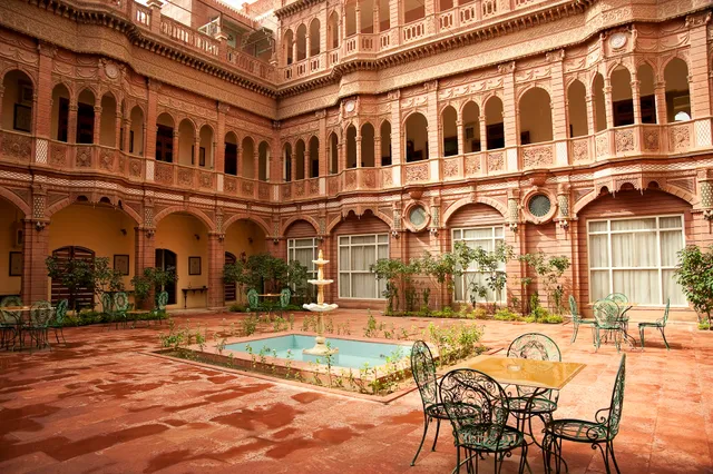 Hotel in Bikaner : Bhanwar Niwas