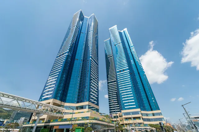 Le Collective Busan Station