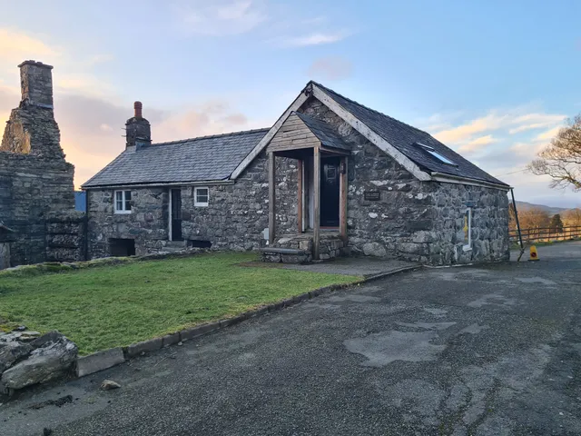 Rhiw Goch Inn, Holidays