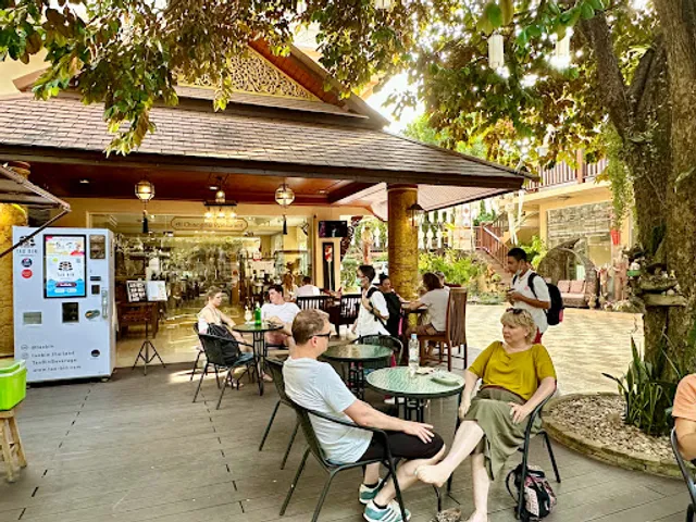 At Chiangmai Restaurant