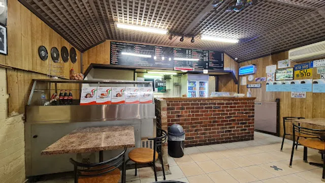 Kokoz Pizza & Double Dogs