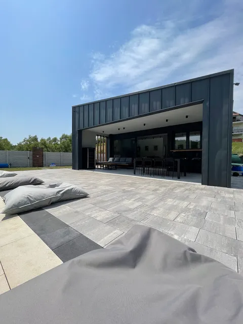 Villa Piano - Kuća sa bazenom Beograd