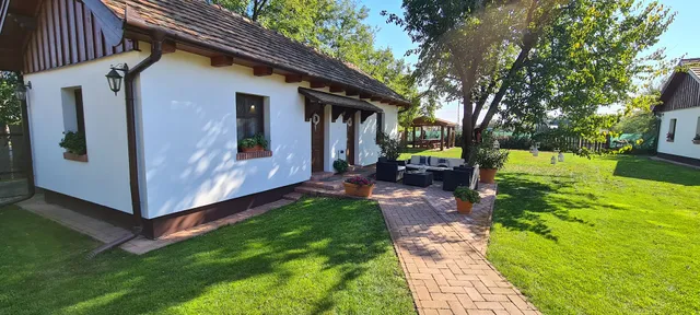 Tóth Vendégház Újfehértó