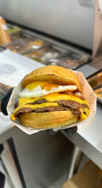 Smash And Crunch Burgers