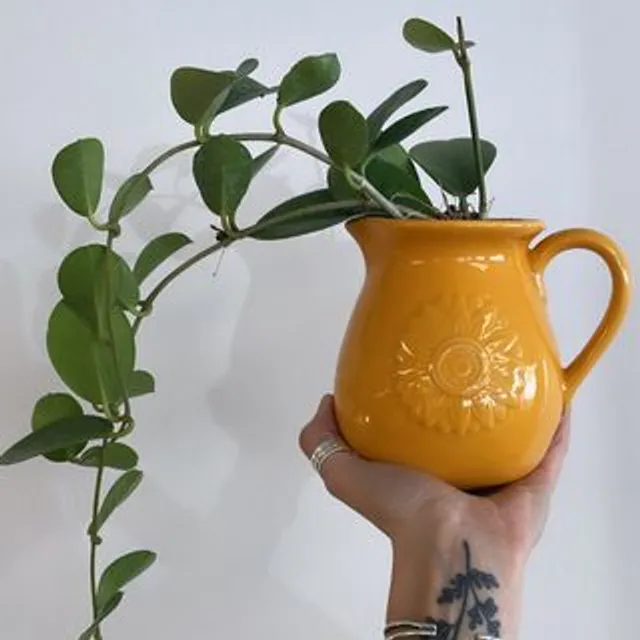 October House Vintage & Consignment