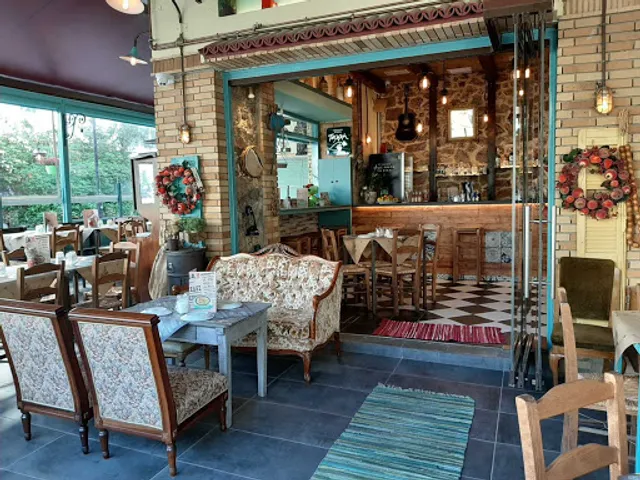 Στοά Μουσική Μπακαλοταβέρνα