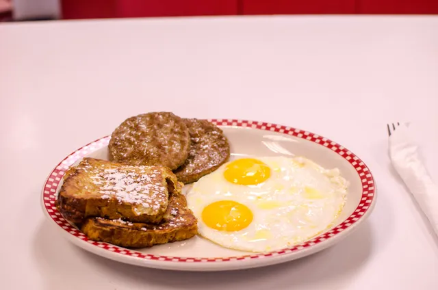 Ze's Diner Bloomington