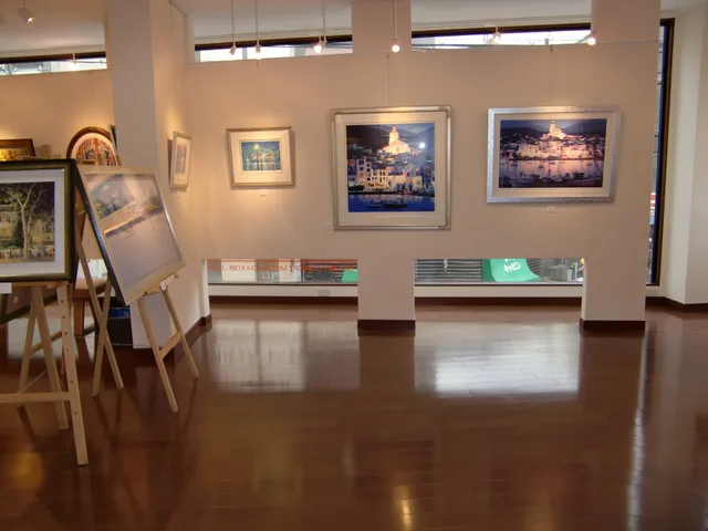 笹倉鉄平作品専門画廊元町コンフォート・ギャラリー