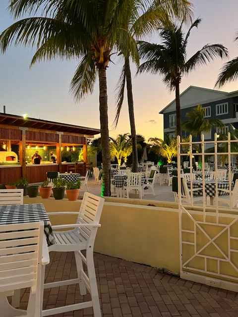 L’Elmo di Ottone (Formerly The Brass Helmet)