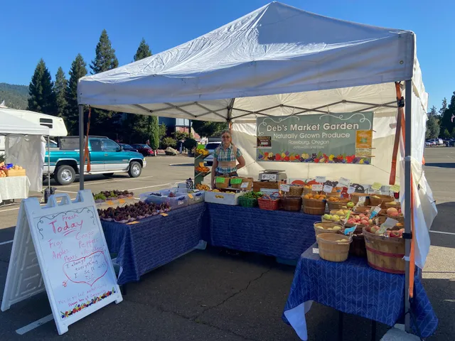 Canyonville farmers market