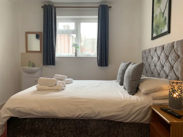 St Anne's Road Guest House