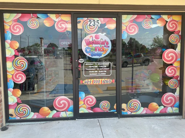 VICTORIA'S CANDY SHOP