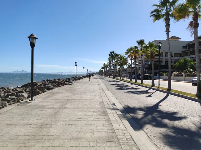 Malecón costero