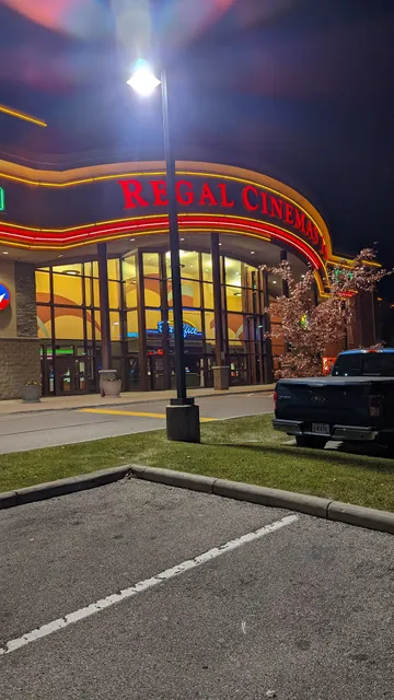 Regal Deerfield Town Center