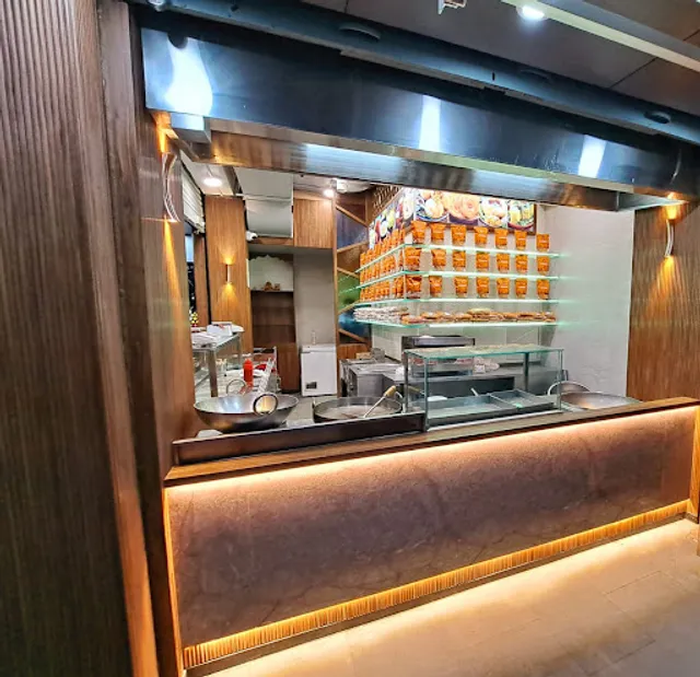 Falahaar & Kota Kachori