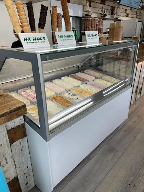 Tides Coffee Bar & Beach Shop, Runswick Bay