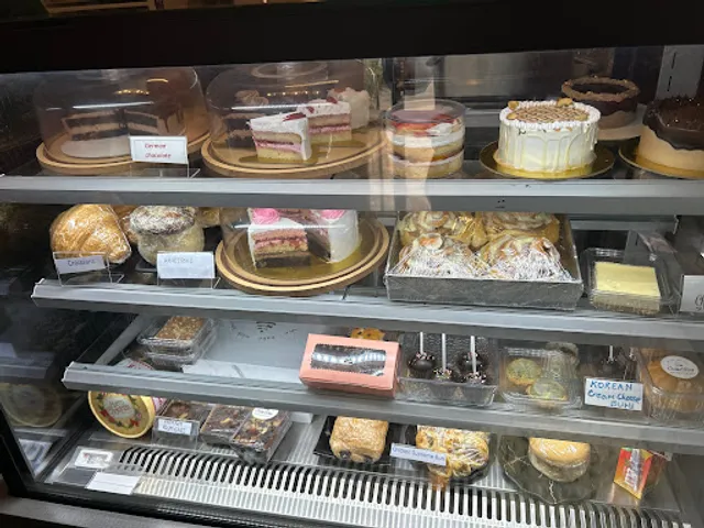 CremeBliss Cafe - Cakes, Pastries, Breakfast, Coffee in Bengaluru