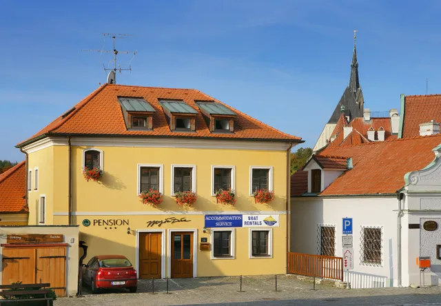 Hotel garni Mysi Dira (Mouse Hole)