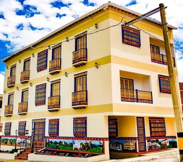 Apartahotel Avverato