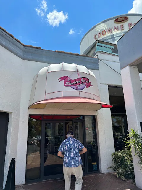 Shoeless Joe's Sports Cafe