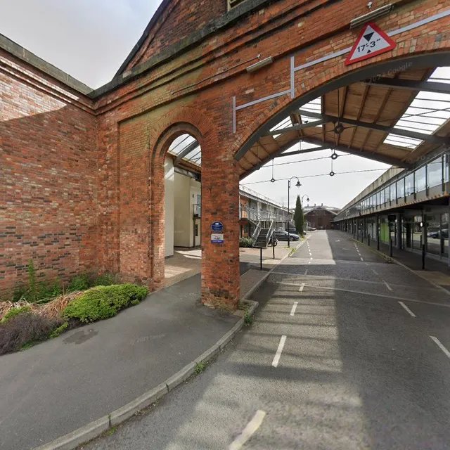 60 Wolverton Park Rd