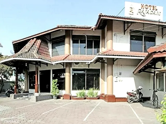 Hotel Rajadani Ackni