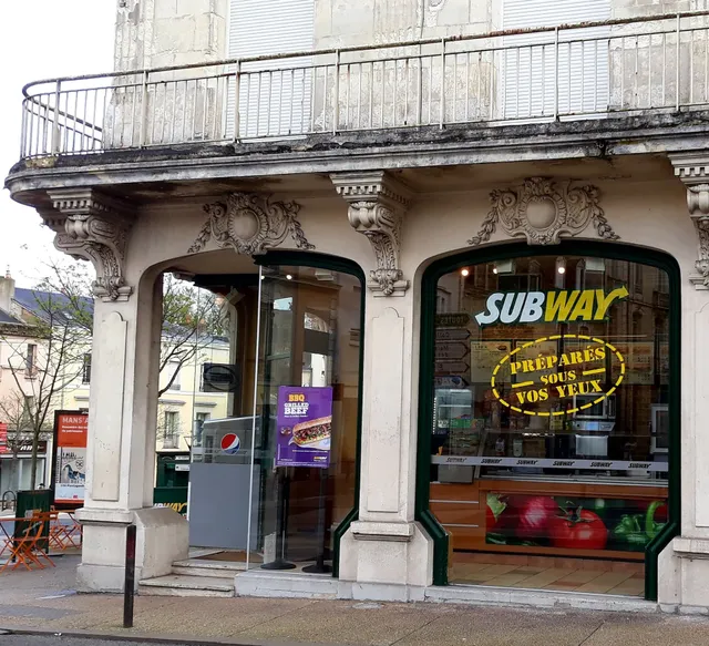 SUBWAY