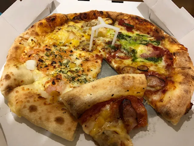 PIZZA HUT Edogawabashi Branch