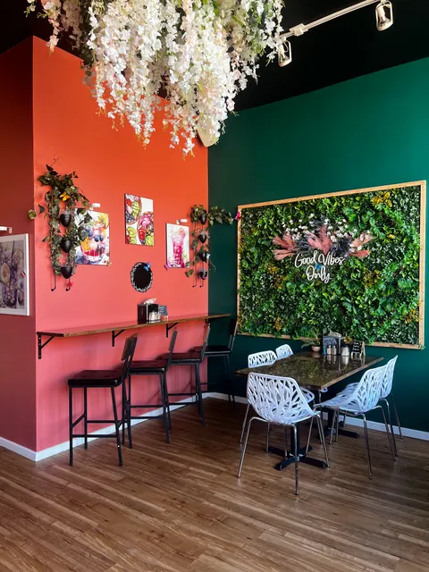 Emerald Boba Cafe & Lounge