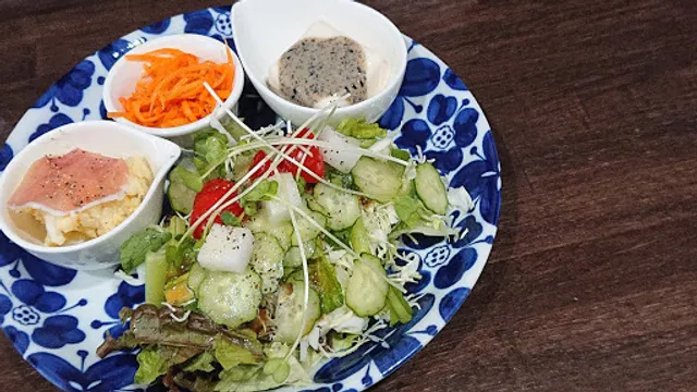 ｃａｆｅ・Ｖａｊｉ