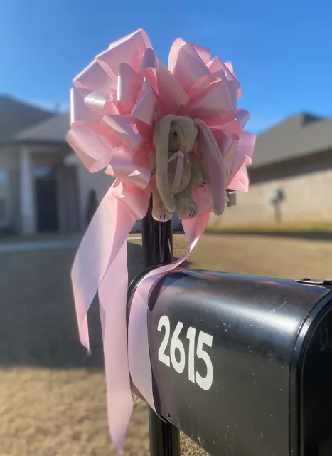 Busy Bee Flowers & Gifts