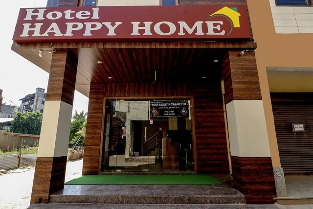 Capital O Hotel Happy Home