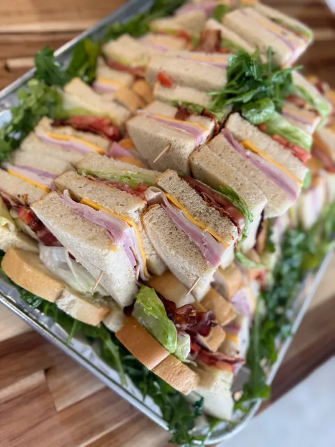 Harvest & Rolls Deli and Creamery