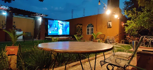 Las Famosas Quesabirrias