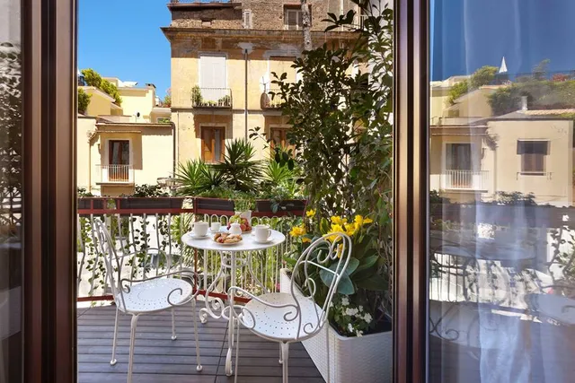 Sorrento Flower Rooms