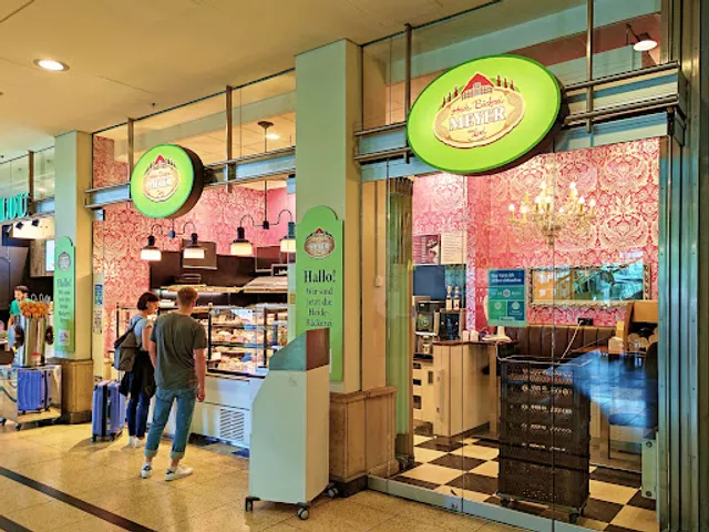 Heide-Bäckerei Meyer im HBF