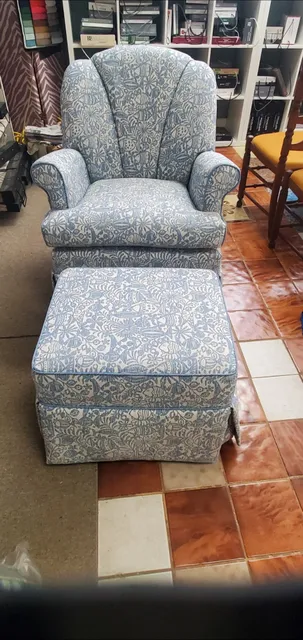 Leon's Upholstery