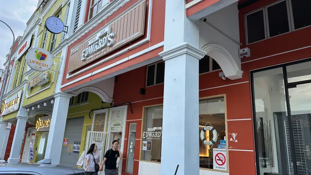 Edward’s Urban Fish & Chips (Mount Austin)