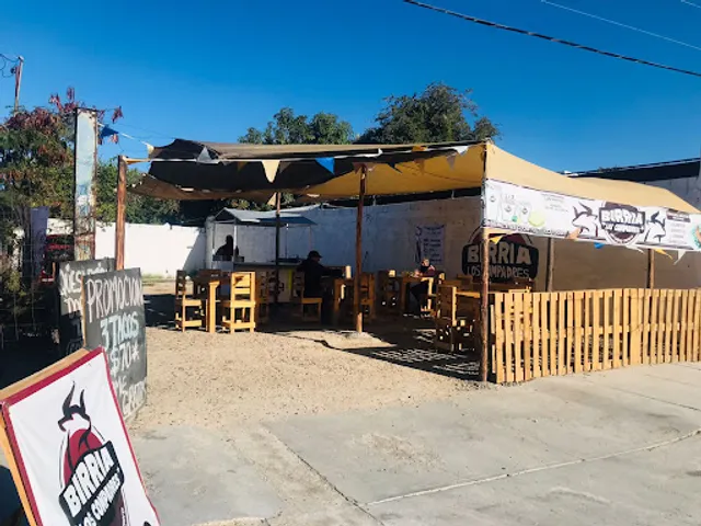 Birria Los Compadres